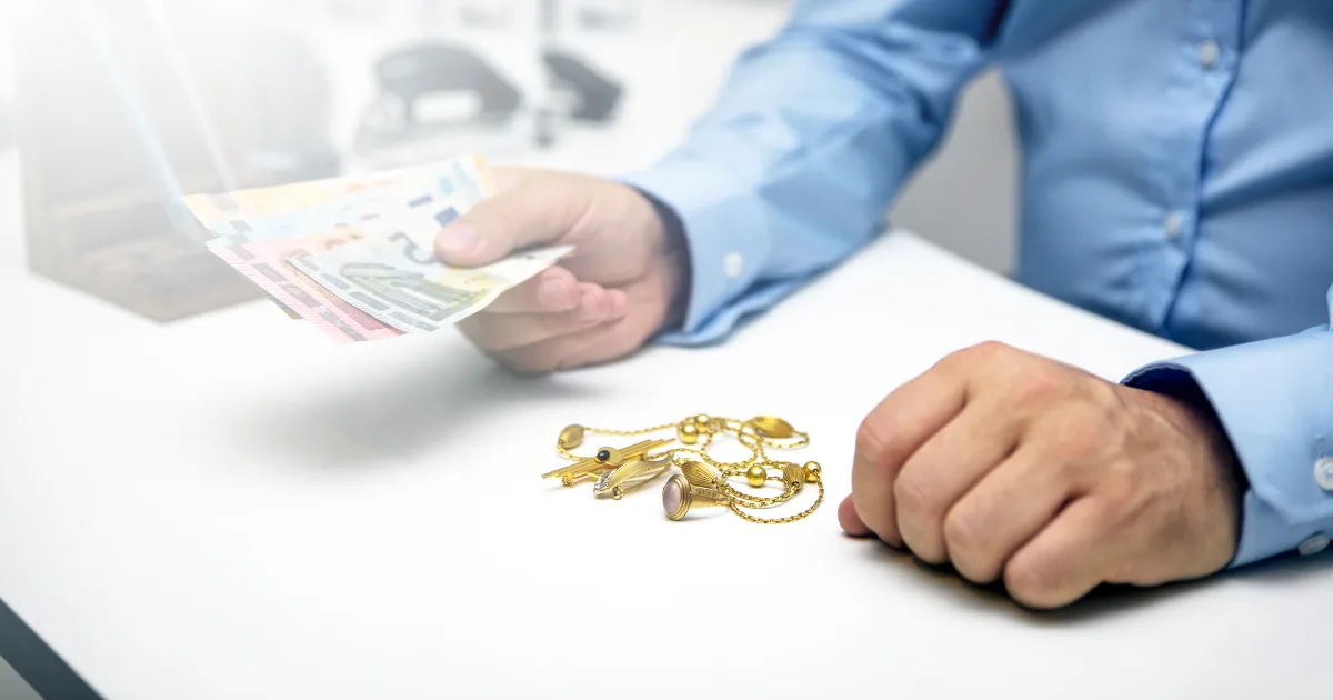 Có nên mua vàng tích trữ thời điểm này không