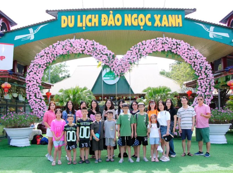 Đảo Ngọc Xanh Phú Thọ hấp dẫn nhờ không gian sinh thái, khu vui chơi và dịch vụ nghỉ dưỡng